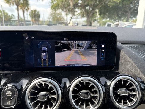 Used 2025 Mercedes-Benz GLA 250 image 19