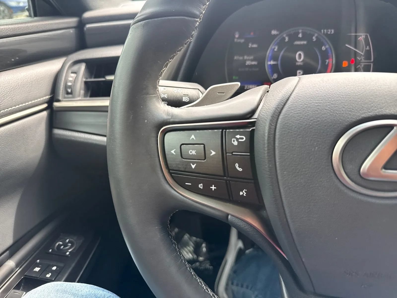 Used 2019 Lexus ES 350 FWD image 19