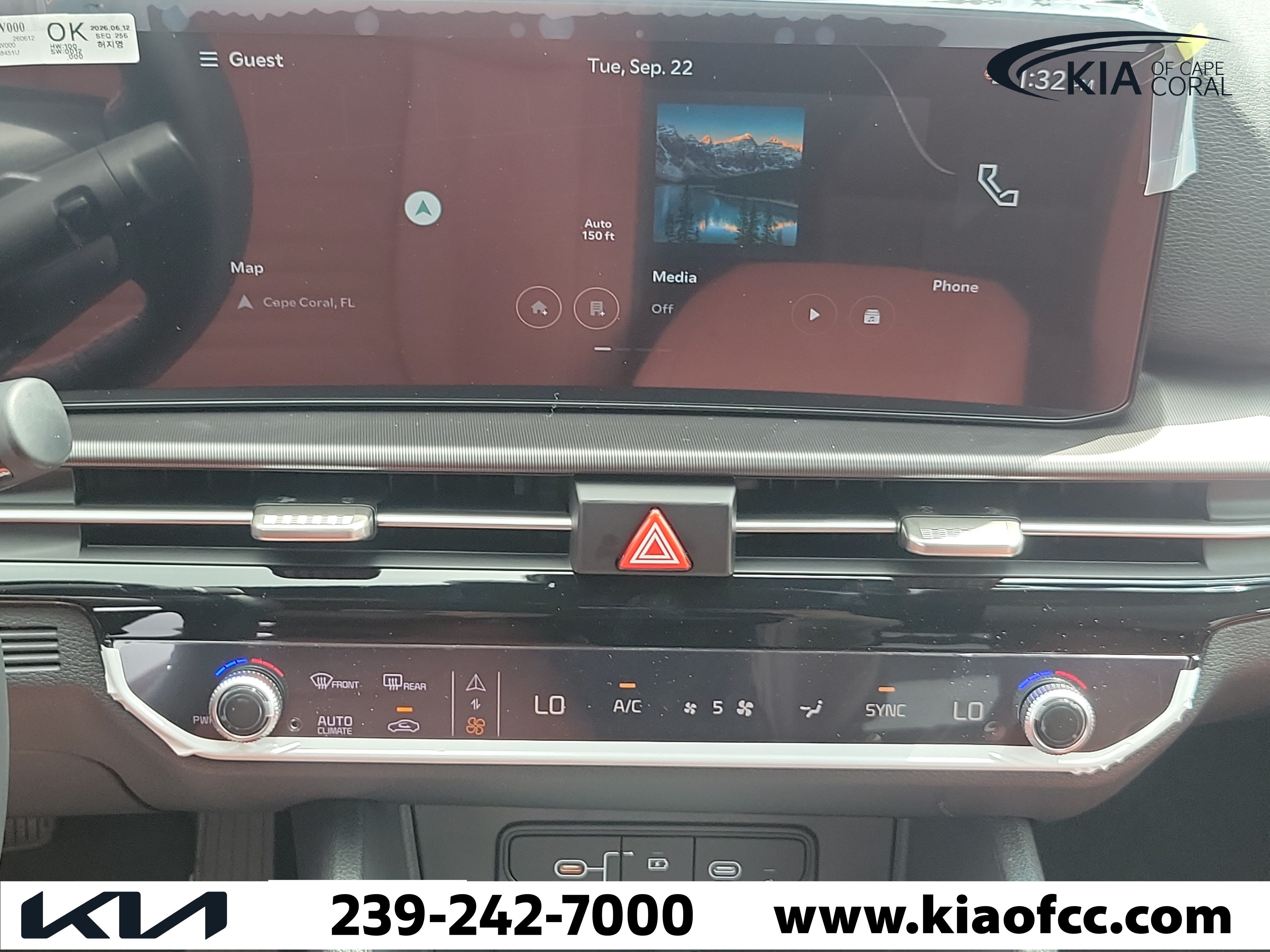 New 2027 Kia Sportage SX FWD image 21