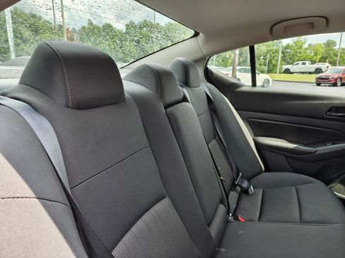 Used 2025 Nissan Altima 2.5 SV FWD image 30
