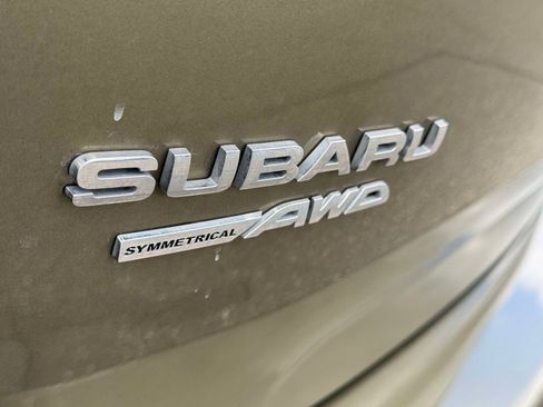 Used 2023 Subaru Forester Limited AWD/4WD image 9