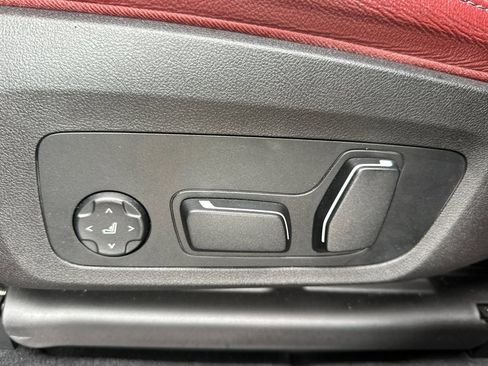 Used 2024 BMW X3 xDrive30i w/ Convenience Package image 14