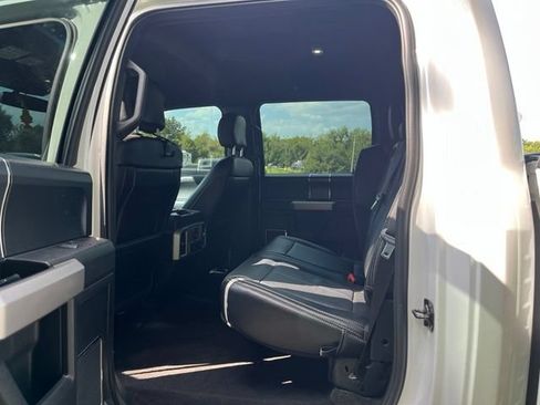 Used 2020 Ford F150 Lariat w/ Equipment Group 502A Luxury AWD/4WD image 14