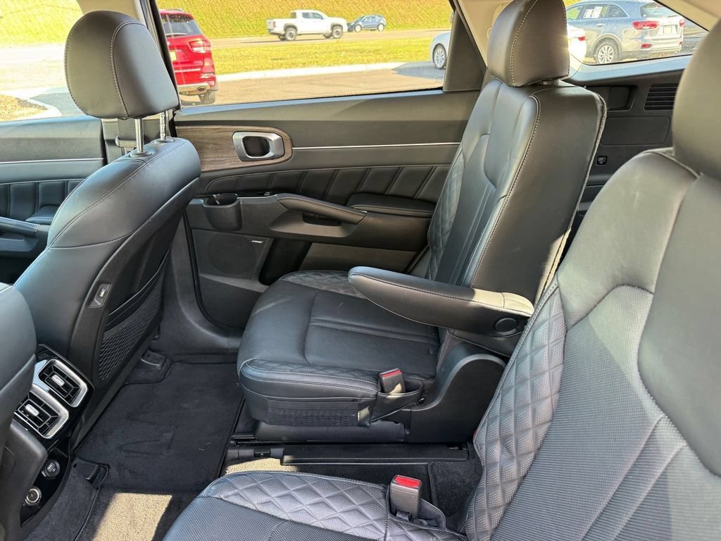 Used 2021 Kia Sorento SX Prestige AWD/4WD image 11
