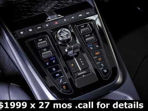 Used 2025 Aston Martin DBX 707 image 29