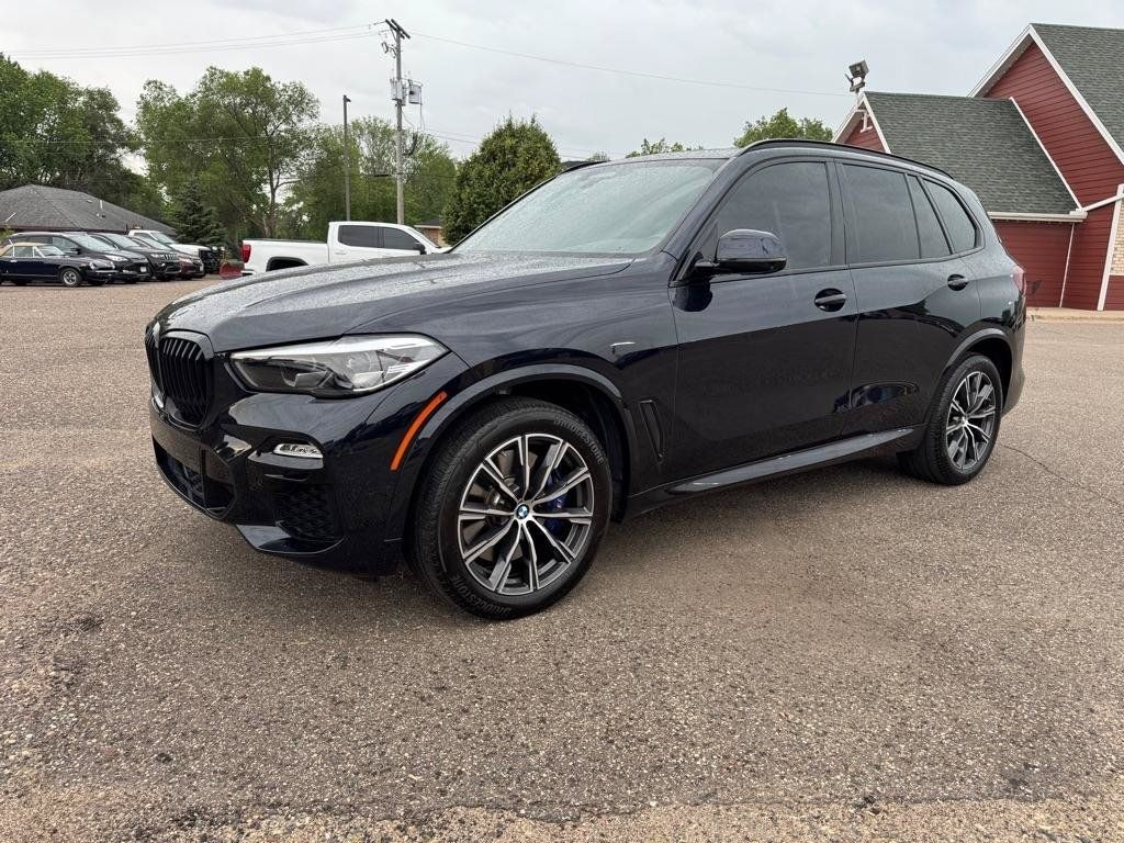 Used 2021 BMW X5 M50i w/ Dynamic Handling Package AWD/4WD image 10