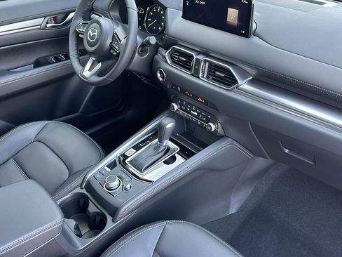 New 2025 MAZDA CX-5 AWD 2.5 S w/ Premium Plus Pkg image 17