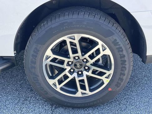 New 2026 Ford Expedition Active image 21