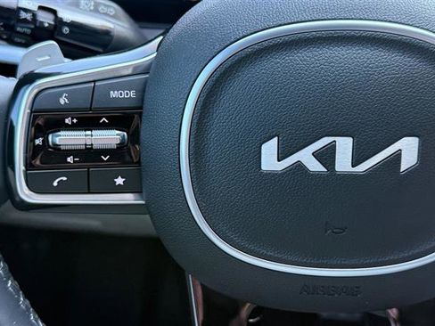 Used 2025 Kia Sorento SX Prestige image 33