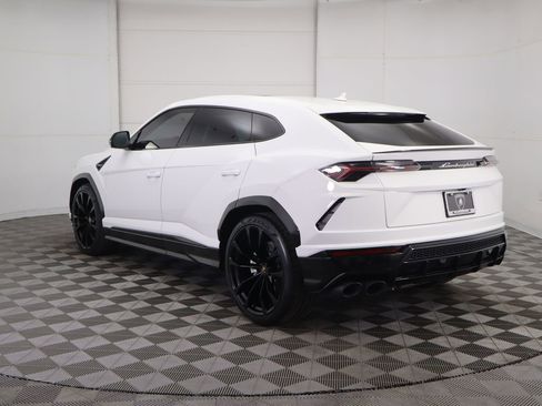Used 2022 Lamborghini Urus image 7