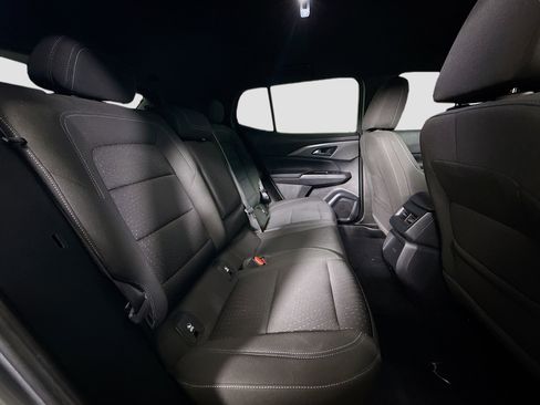 Used 2025 Chevrolet Equinox EV LT image 26