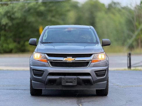 Used 2019 Chevrolet Colorado W/T w/ LPO, Power Package AWD/4WD image 2
