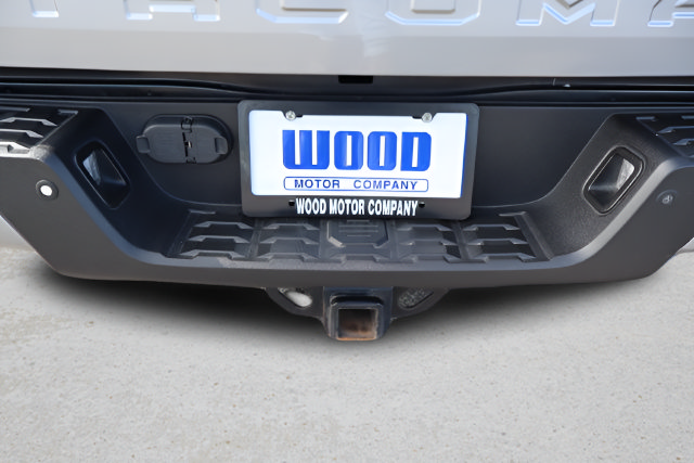 Used 2021 Toyota Tacoma TRD Sport w/ TRD Premium Sport Package AWD/4WD image 46