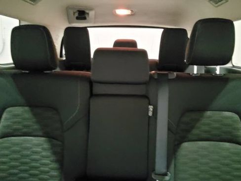 Used 2024 Nissan Pathfinder SV AWD/4WD image 19