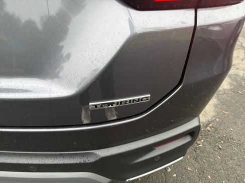 Used 2025 Honda Pilot Touring image 9