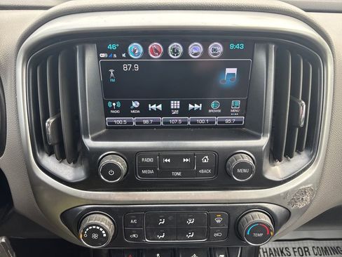 Used 2018 Chevrolet Colorado LT image 23