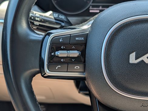 Certified 2023 Kia Sorento S AWD/4WD image 31