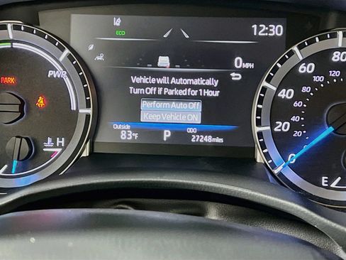 Used 2025 Toyota Highlander XLE AWD/4WD image 22