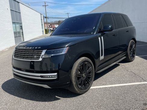Used 2023 Land Rover Range Rover Autobiography AWD/4WD image 1