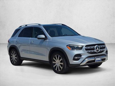 Used 2025 Mercedes-Benz GLE 350 4MATIC image 3