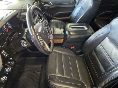 Used 2019 GMC Yukon Denali w/ Denali Ultimate Package AWD/4WD image 15