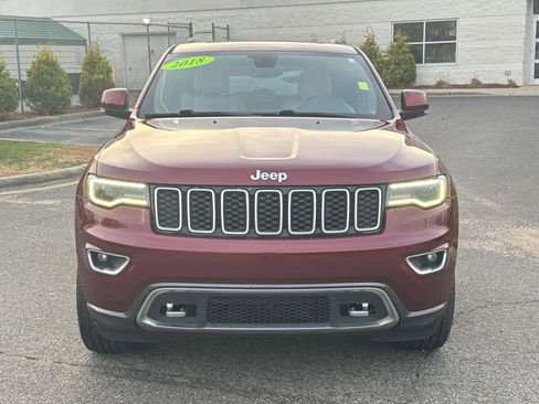 Used 2018 Jeep Grand Cherokee Limited image 2
