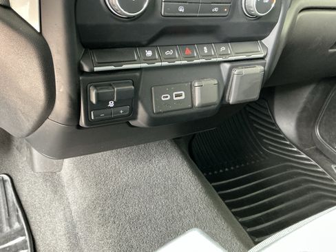 Used 2021 Chevrolet Silverado 2500 LT image 27