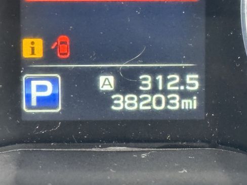 Used 2022 Subaru Ascent Limited w/ Technology Package image 29