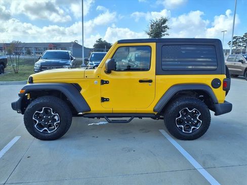 Used 2021 Jeep Wrangler Sport S image 8
