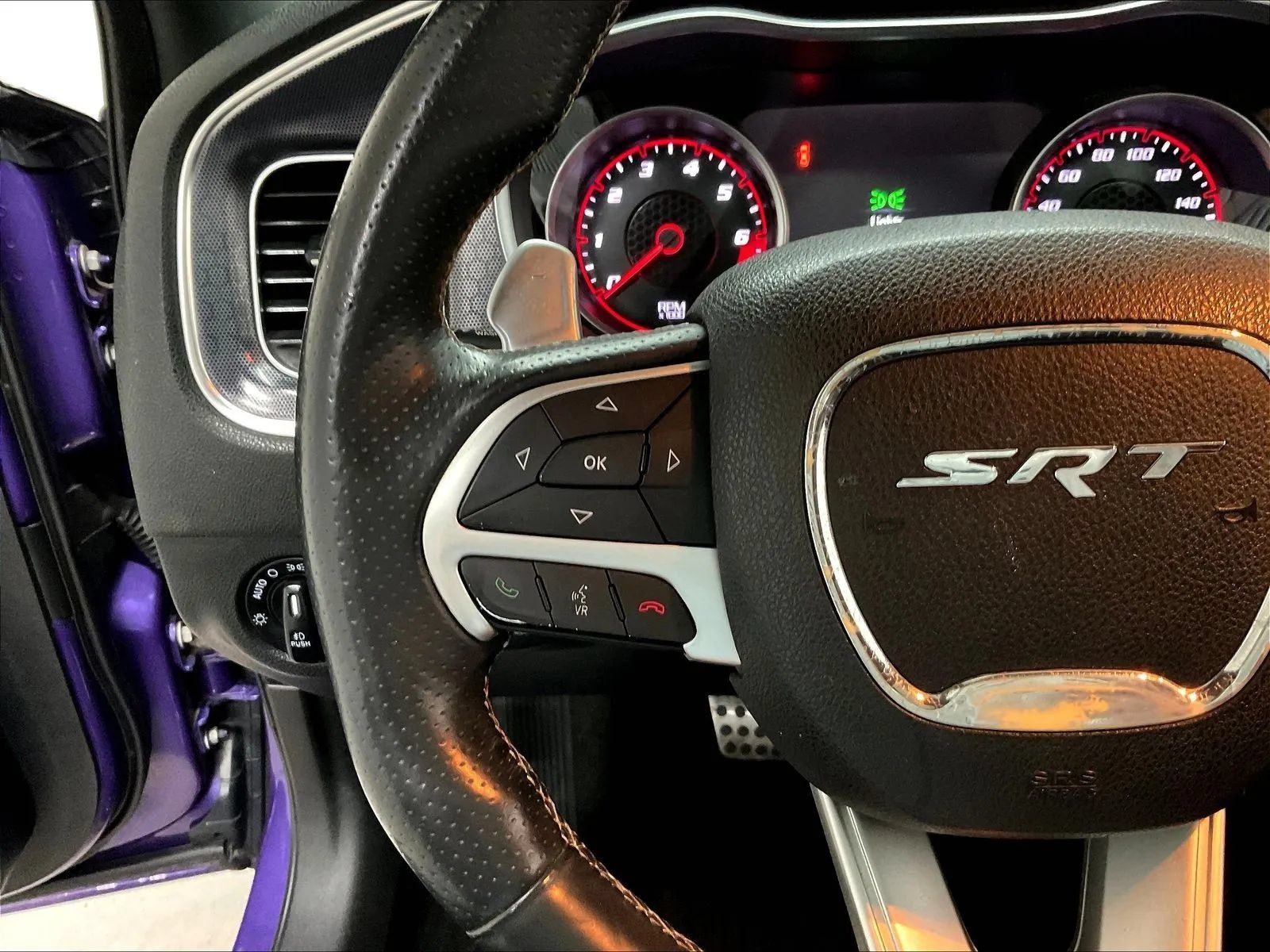 Used 2016 Dodge Charger SRT RWD image 20