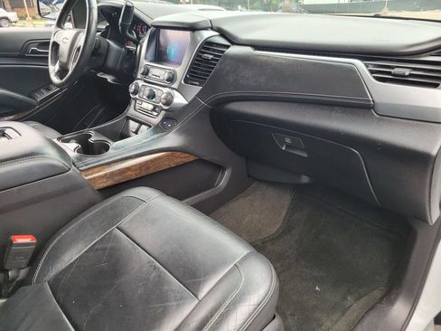 Used 2016 Chevrolet Tahoe LT w/ Luxury Package RWD image 9