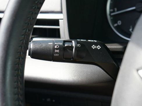 Used 2022 Mitsubishi Outlander SE AWD/4WD image 16