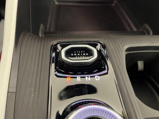 Used 2026 Jeep Cherokee Laredo AWD/4WD image 22