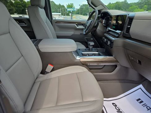 New 2025 Chevrolet Silverado 1500 RST w/ Redline Edition image 36