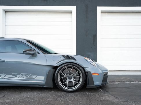 Used 2024 Porsche 911 GT3 RS RWD image 9