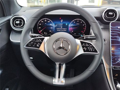 New 2026 Mercedes-Benz GLC 300 image 7