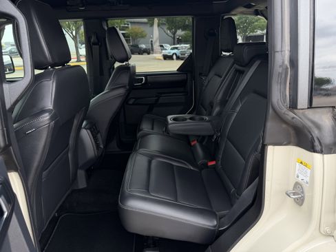 Certified 2025 Ford Bronco Outer Banks image 10