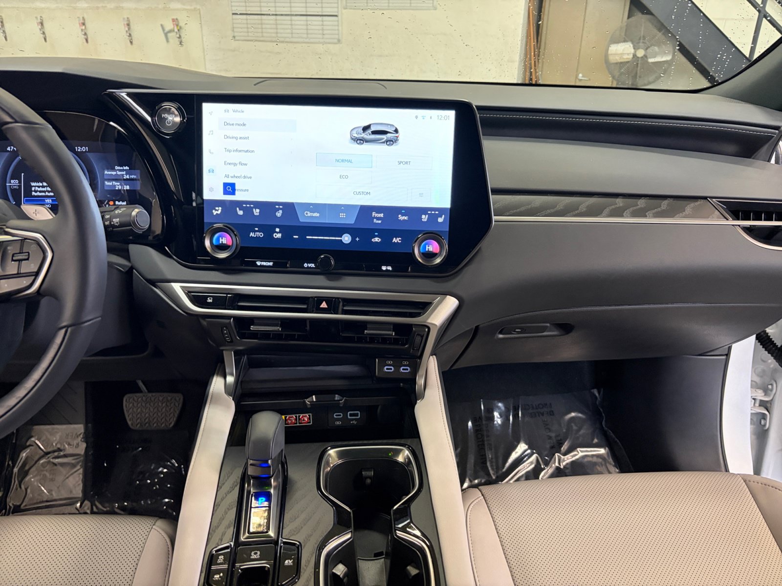 Used 2026 Lexus RX 350h w/ Convenience Package AWD/4WD image 19
