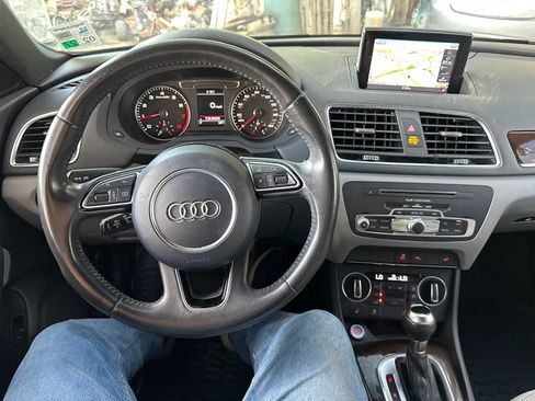 Used 2017 Audi Q3 2.0T Premium Plus w/ Premium Plus Package FWD image 28