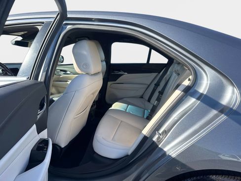 Used 2021 Cadillac CT4 Premium Luxury image 24