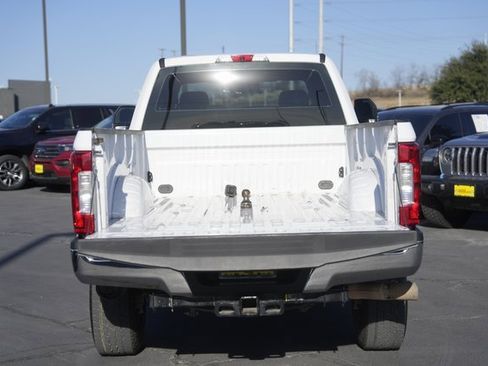 Used 2019 Ford F350 XL w/ Power Equipment Group image 30