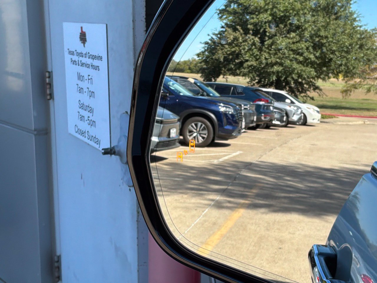 Used 2023 Toyota Tundra Limited w/ Power Package AWD/4WD image 29