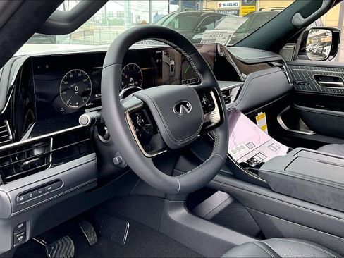 New 2026 INFINITI QX80 Autograph AWD/4WD image 9