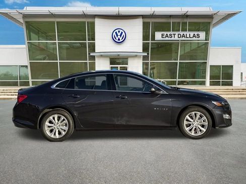 Used 2023 Chevrolet Malibu LT FWD image 2
