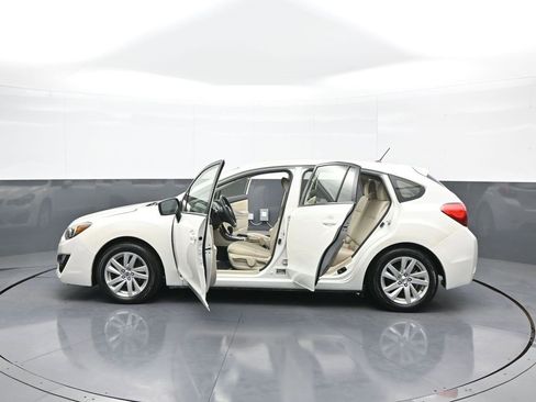 Used 2016 Subaru Impreza 2.0i Premium image 41