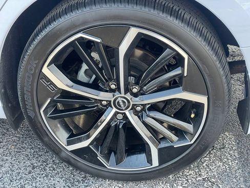 Certified 2024 Nissan Altima 2.5 SR w/ SR Premium Package FWD image 24