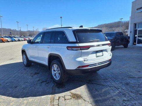 New 2026 Jeep Grand Cherokee Laredo X image 3