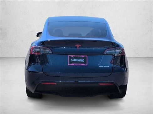 Used 2023 Tesla Model Y Long Range image 8