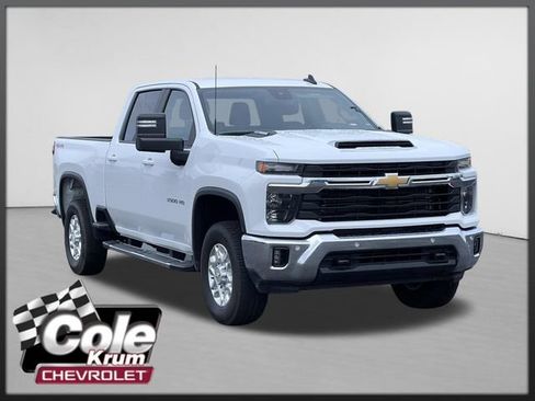 Used 2025 Chevrolet Silverado 3500 LT w/ Safety Package AWD/4WD image 1