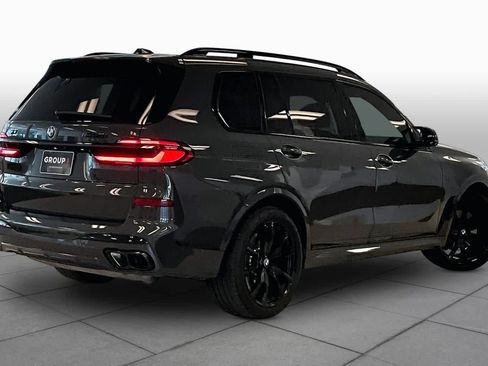 Used 2026 BMW X7 M60i AWD/4WD image 12